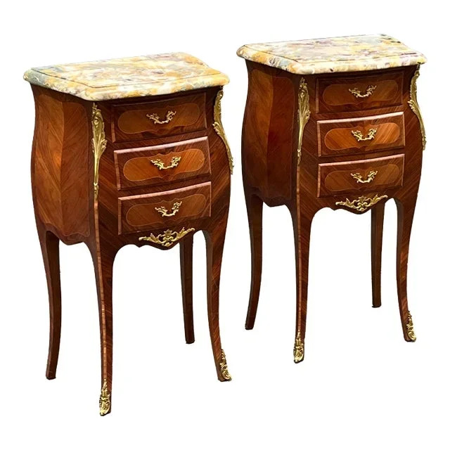 1920s Pair of French Louis XV Style Rosewood Nightstands