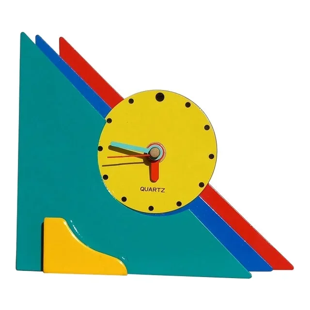 1980s Desk Clock Postmodern & Memphis Milano Design Style