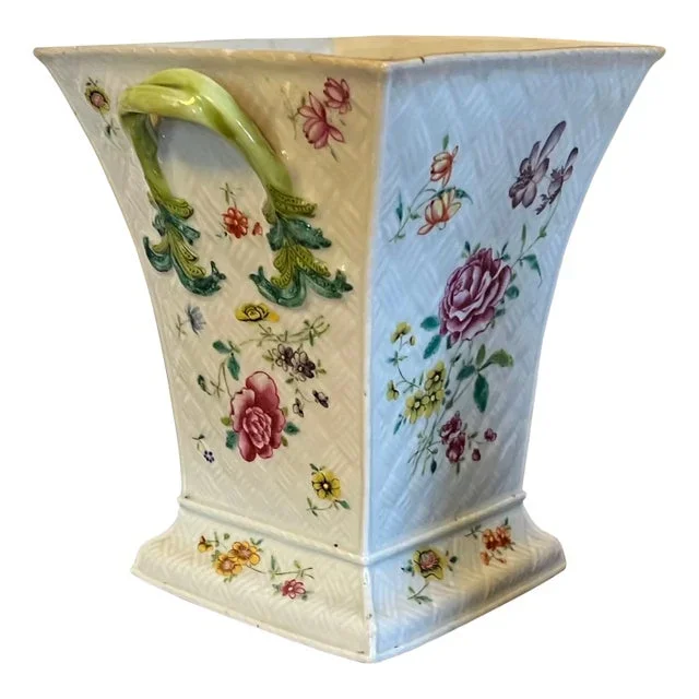 Antique 18th Century Chinese Export Porcelain Bulb Pot or Cachepot Vase in Famille Rose Glaze Circa 1790