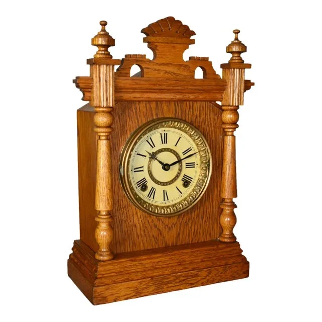 Antique Oak Victorian Style Carved Mantel Clock W/Pendulum