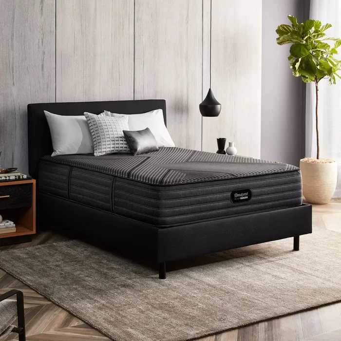 Beautyrest Black 13.5″ LX-Class Plush Hybrid Mattress
