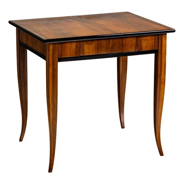 Biedermeier Walnut Table, 1820s