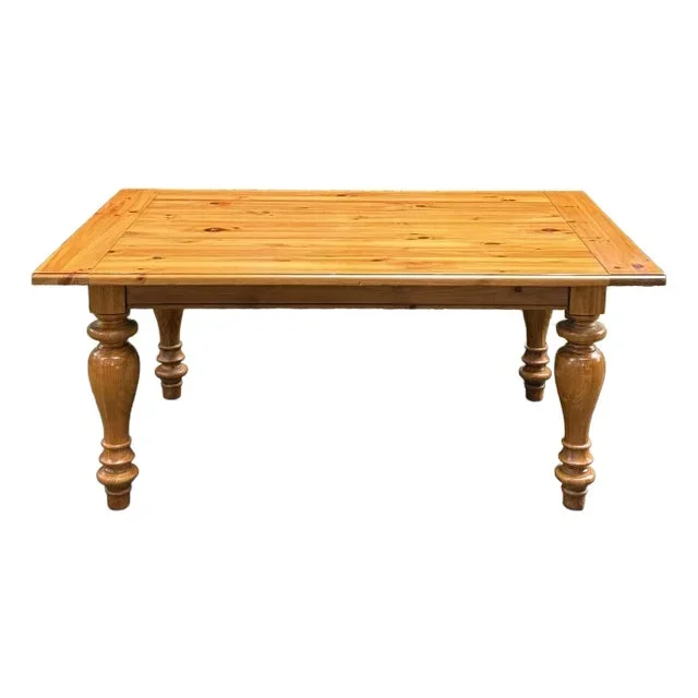 Broyhill Rustic Pine “Yorkshire Market” Farm Dining Table