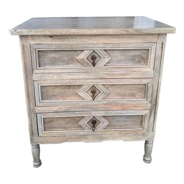 Coastal 3-Drawer Shanghai Nightstand