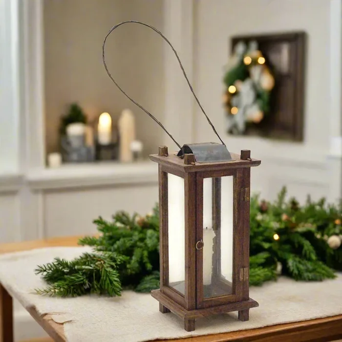 Colonial Lantern