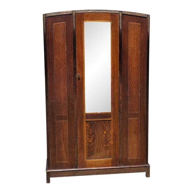 Early 20th Century Russet Art Deco Tiger Oak Armoire Wardrobe Closet