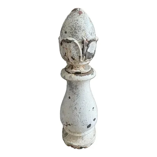 Gasp! Quintessential Vintage Pineapple Finial