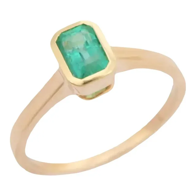 Handmade Bezel Set Emerald Single Stone Ring in 14k Solid Yellow Gold Size 7
