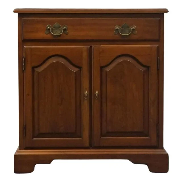 Henkel Harris Virginia Galleries Traditional Style Solid Wild Black Cherry 24″ Cabinet Nightstand
