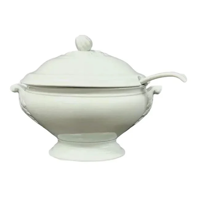 Ironstone Soup Tureen With Lid/Ladle by J.& G. Meakin Co.
