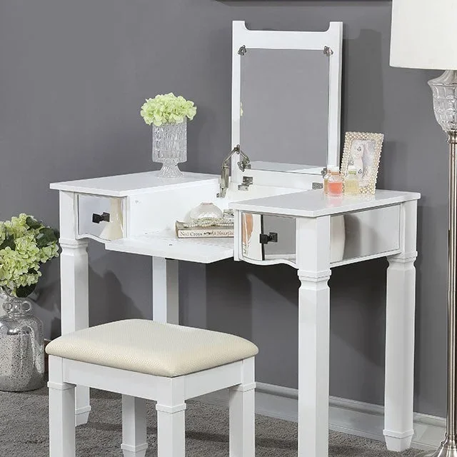 Jaylynn Vanity Set