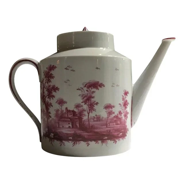 Late 18th Century Porcelain Tea Pot with Hand Painted Landscapes by Richard Ginori, 1780s