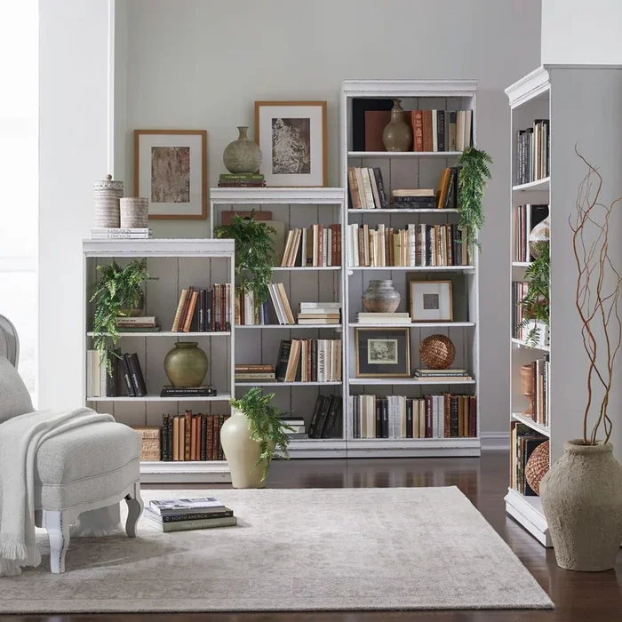 Magnolia Manor – 4 Piece Stepped Bookcase Set – White