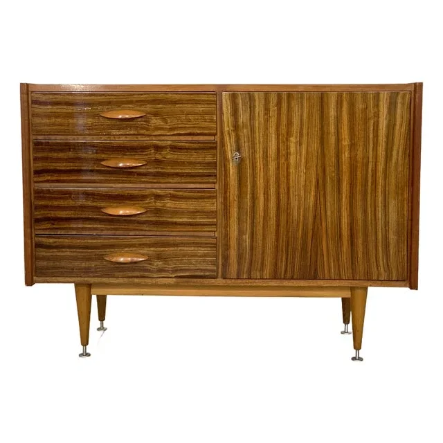 Mid-Century Chest of Drawers
