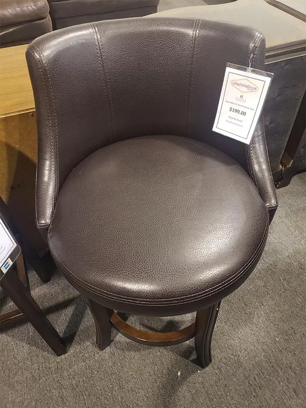 Napa Valley 25″ Swivel Bar Stool – Floor Model Clearance