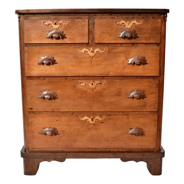 New England Cottage Chest of Drawers Dresser