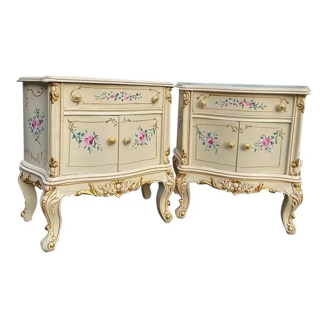 Pair of Antique Italian Baroque/Rococo Nightstands in Cream Ivory Beech With Gold Leaf Detailing – 1900s Handmade Craftsmanship