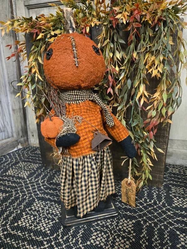 Primitive Prudence Pumpkin Girl