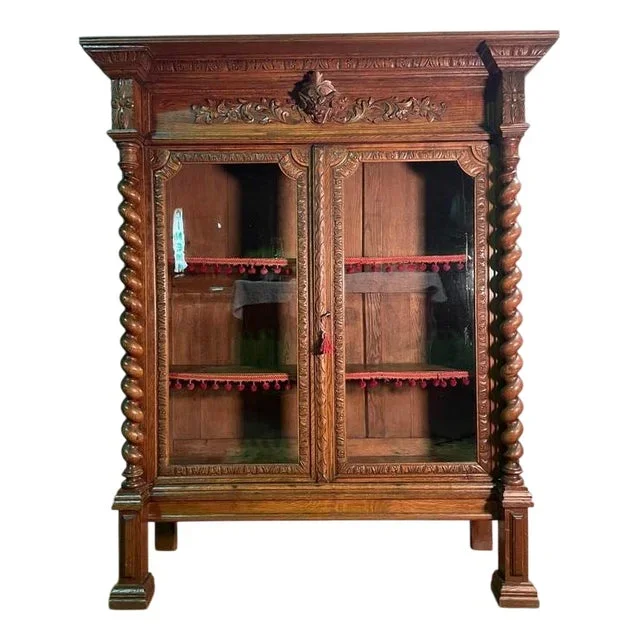Renaissance Style Display Cabinet in Oak