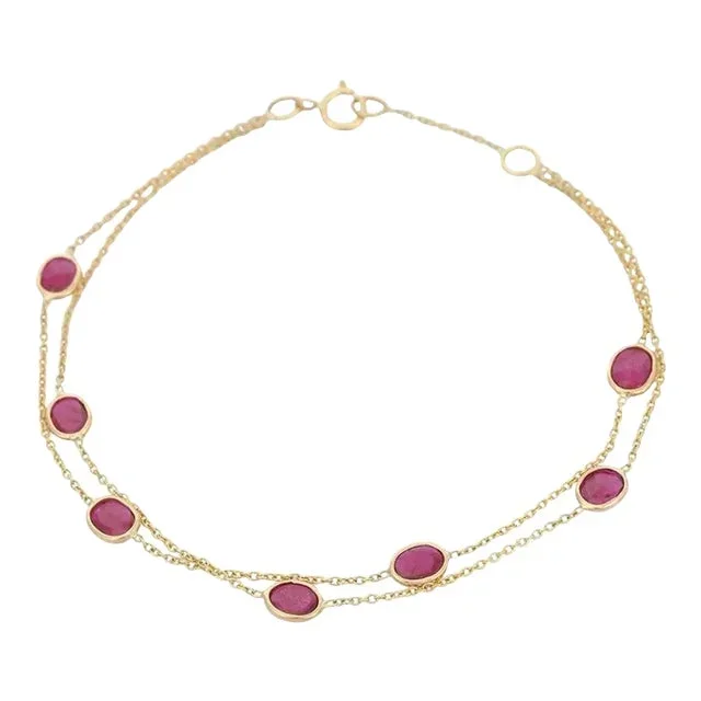 Round Ruby Chain Bracelet in 18k Yellow Gold