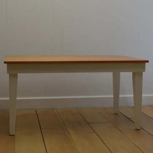 Tapered Leg Farm Table