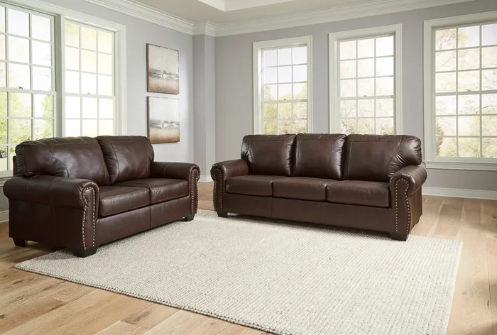 Traditional 2-Piece Living Room Set