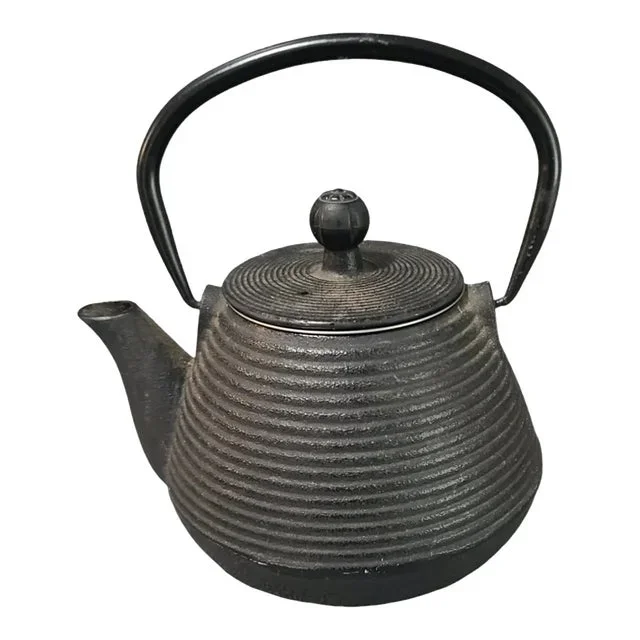 Vintage Asian Japanese Ribbed Cast Iron Tea Pot With Strainer
