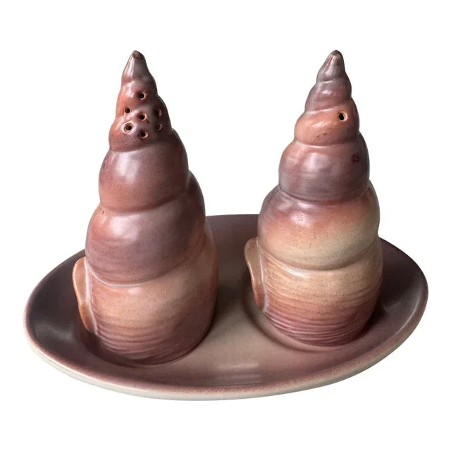 Vintage Mid-Century Carlton Ware England Figural Shell-Shaped Salt and Pepper Shakers Set- 3 Pieces